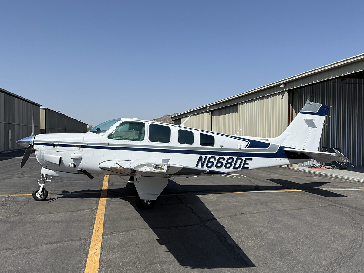 N668DE - Exterior 04