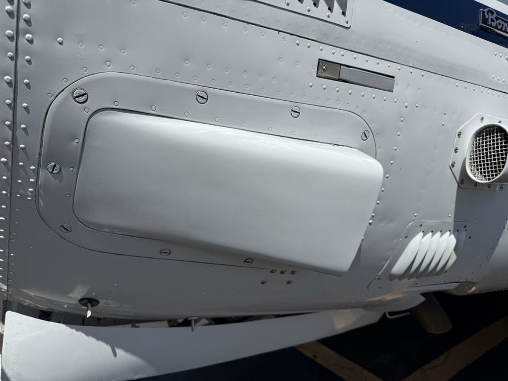 N668DE - Exterior 24a