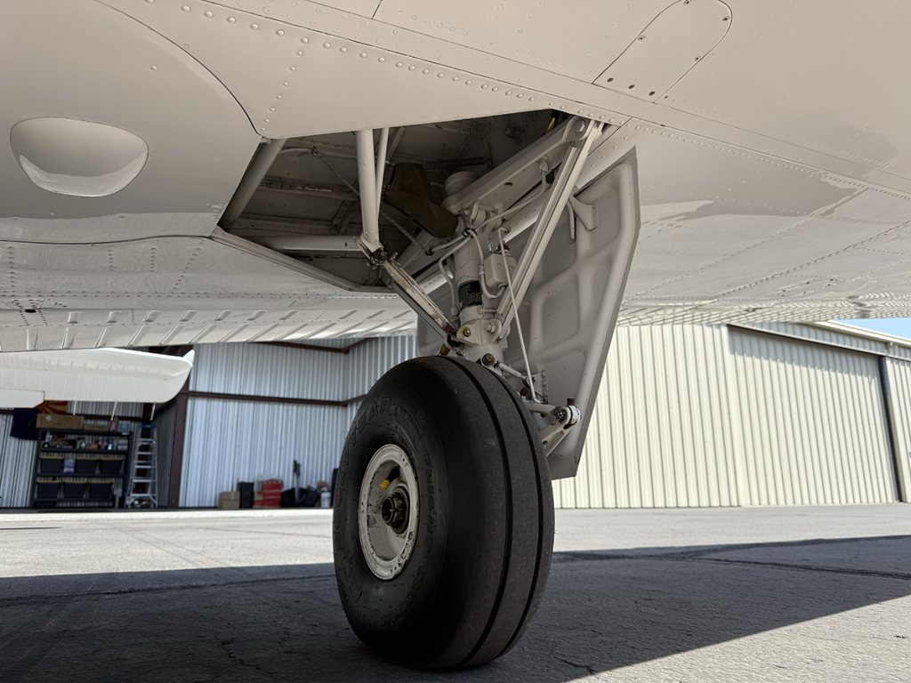 N668DE - Exterior 29
