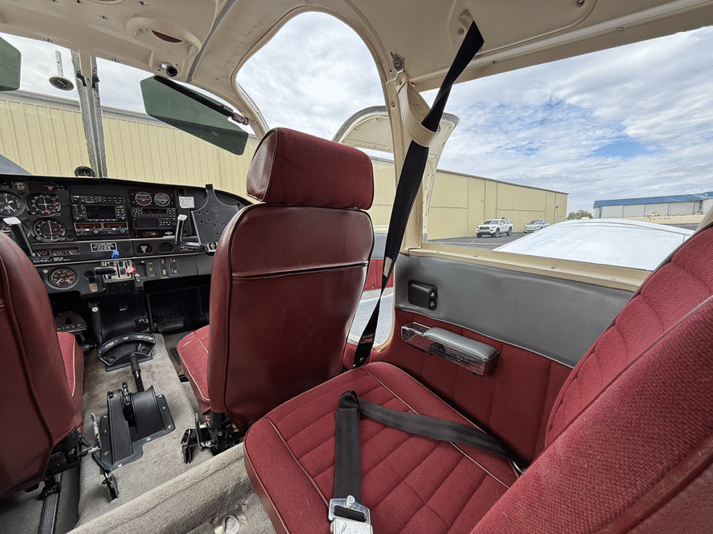 N15040 - Interior 14