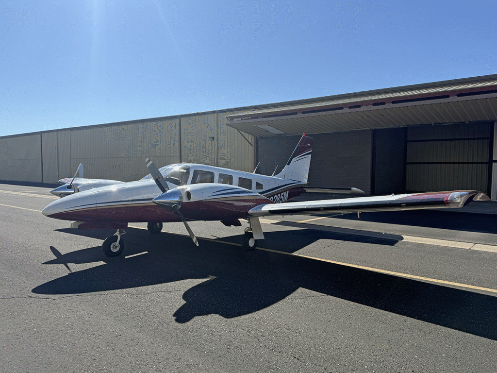 N2285M - Exterior 03