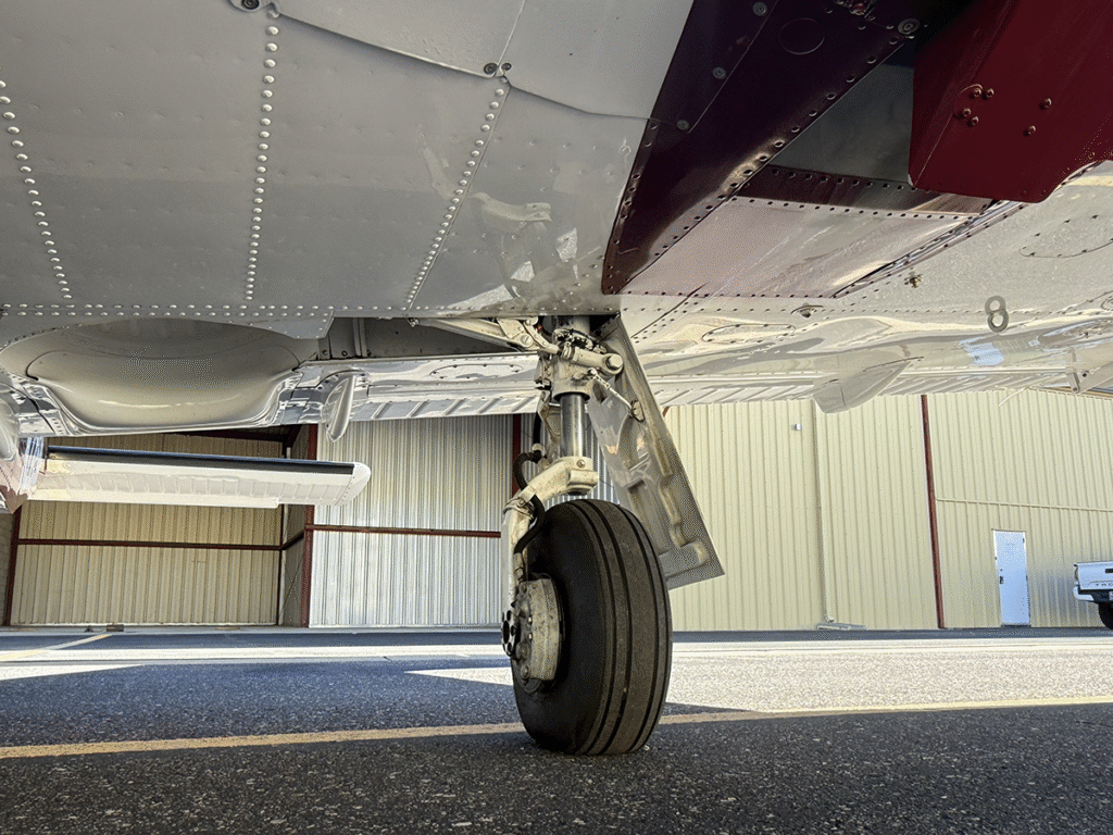 N2285M - Exterior 99b