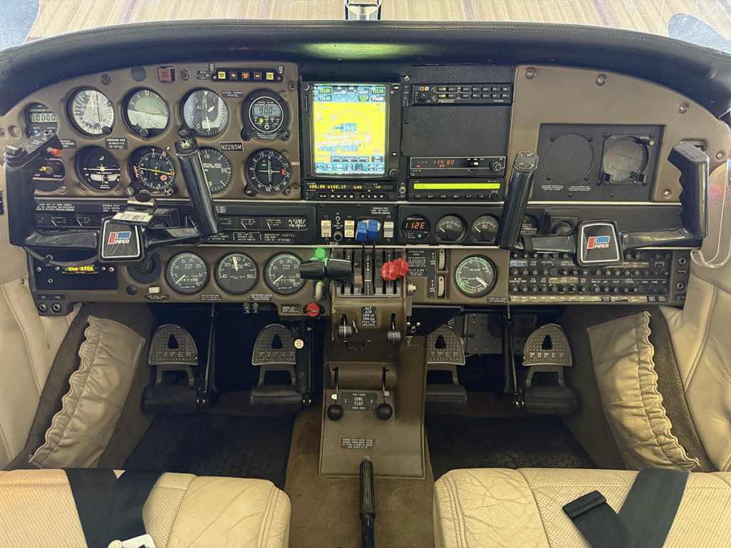 N2285M - Panel 01