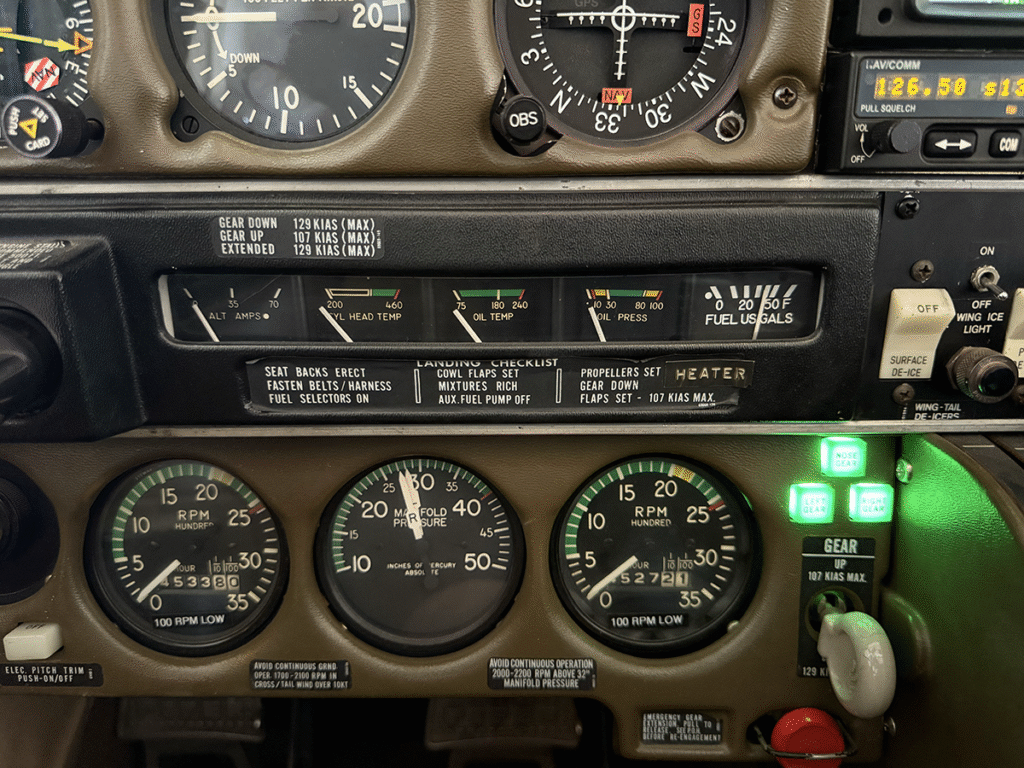 N2285M - Panel 04