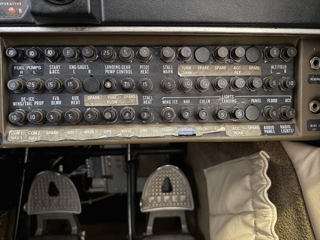 N2285M - Panel 08