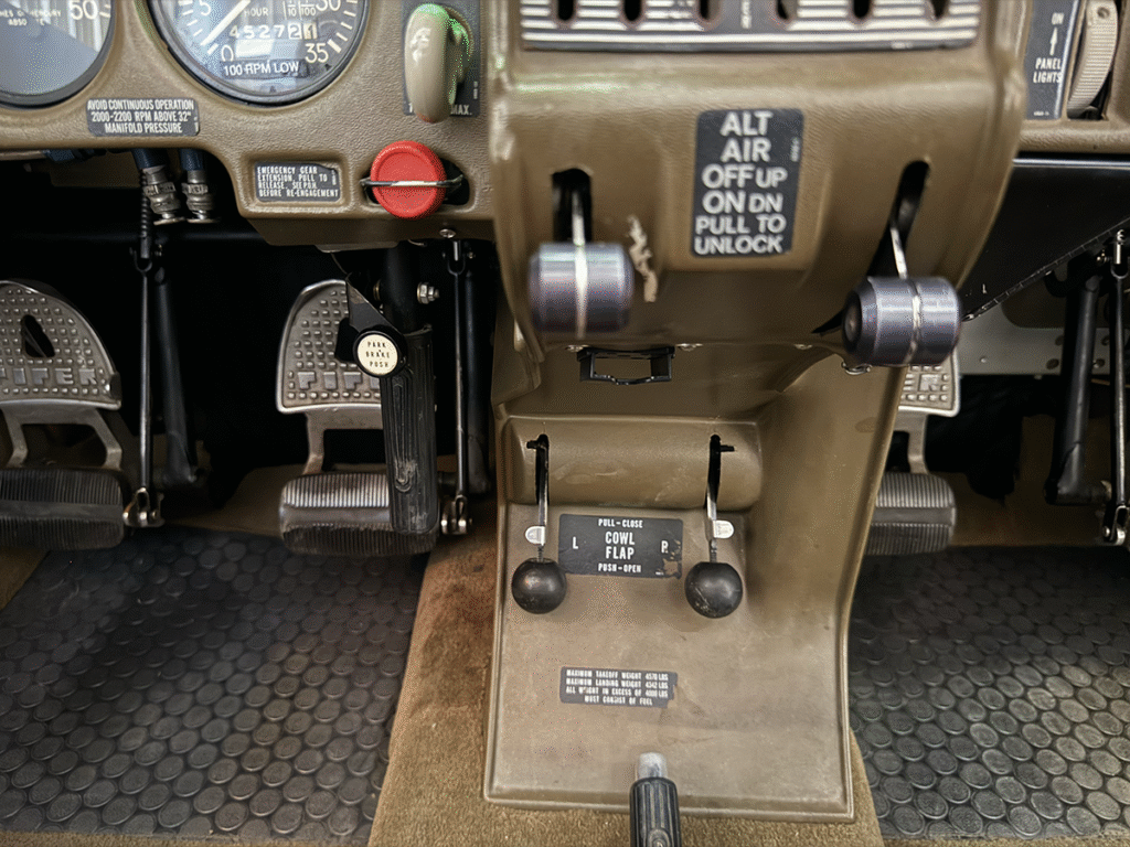 N2285M - Panel 10