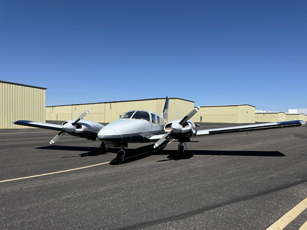 N315EB - Exterior 02 N315EB - Exterior 02