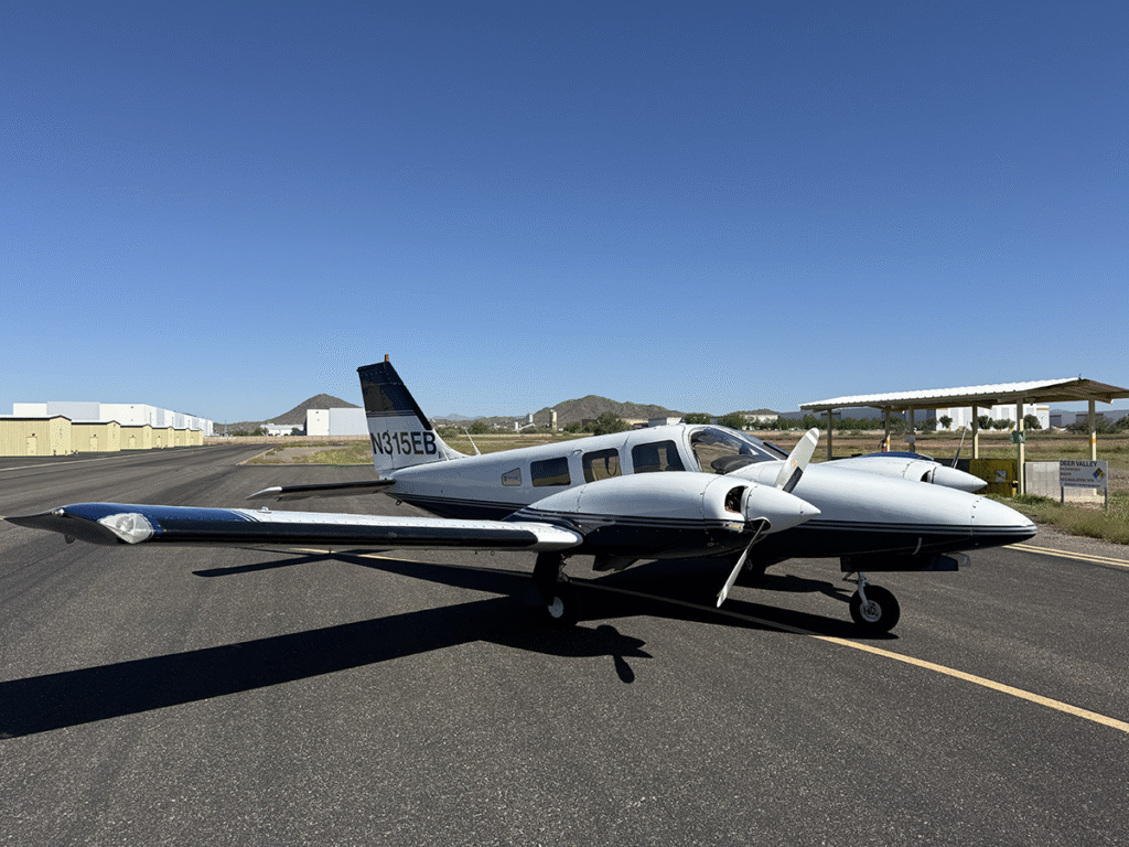 N315EB - Exterior 14 N315EB - Exterior 14