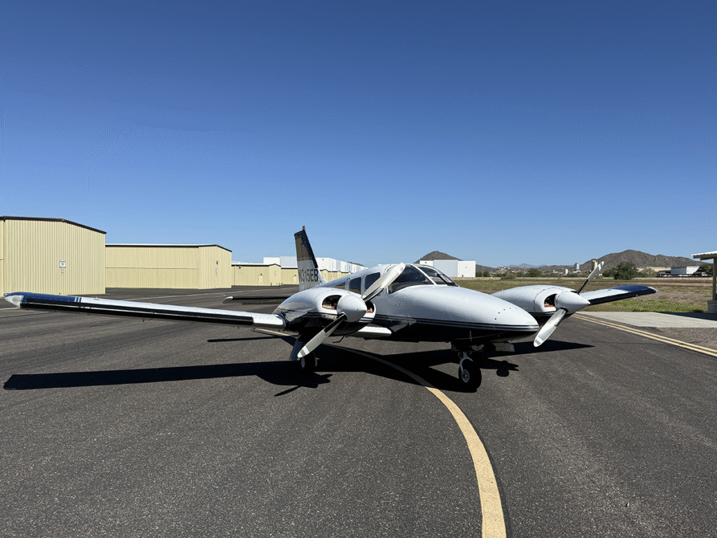 N315EB - Exterior 15 N315EB - Exterior 15