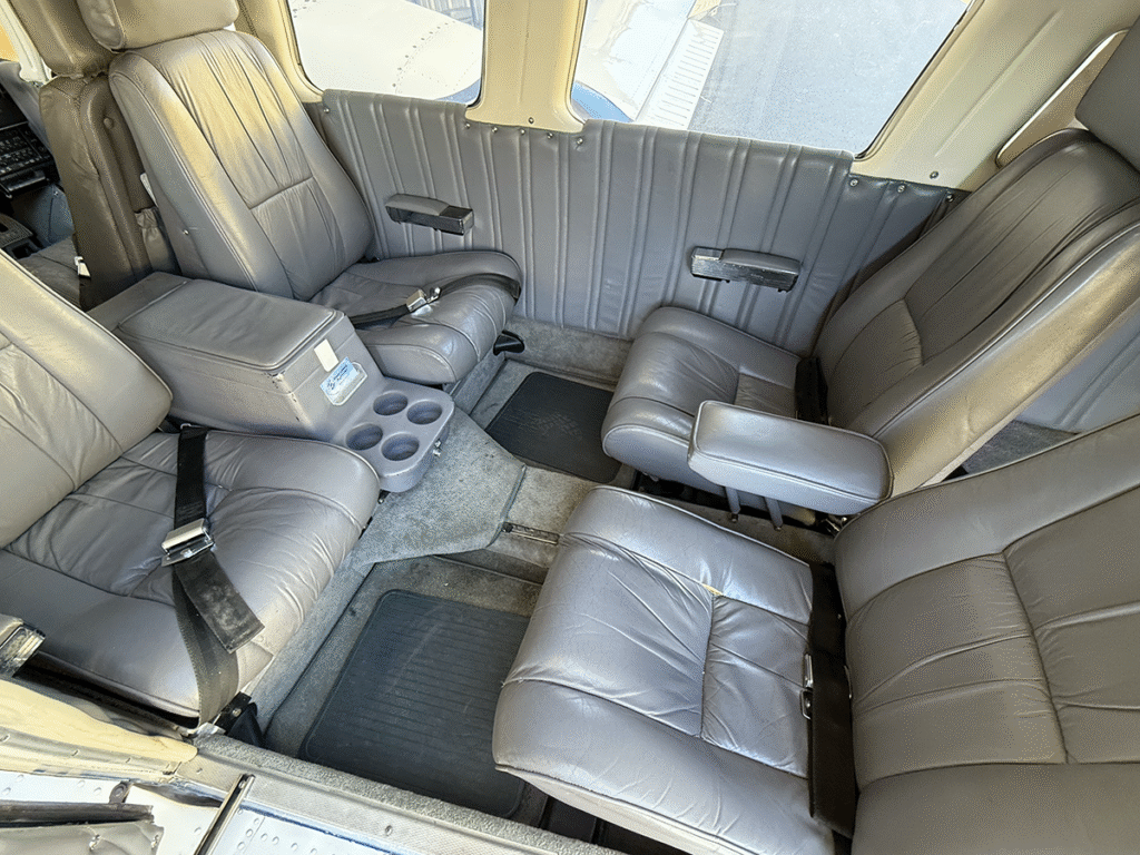 N315EB - Interior 05 N315EB - Interior 05