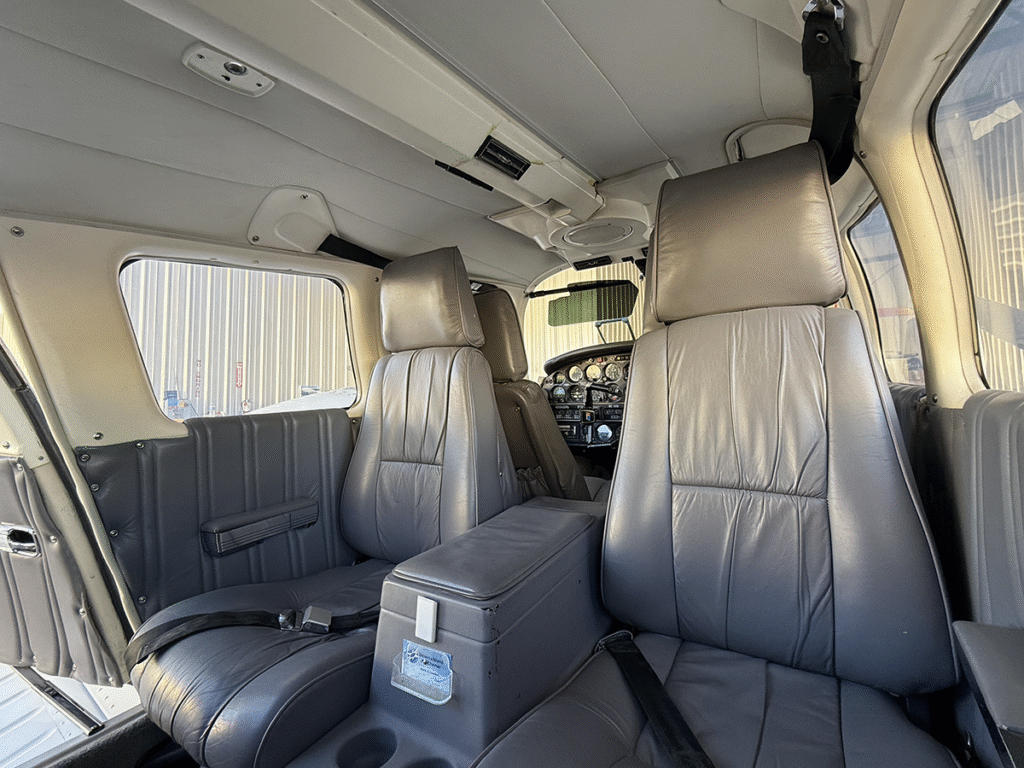 N315EB - Interior 08 N315EB - Interior 08