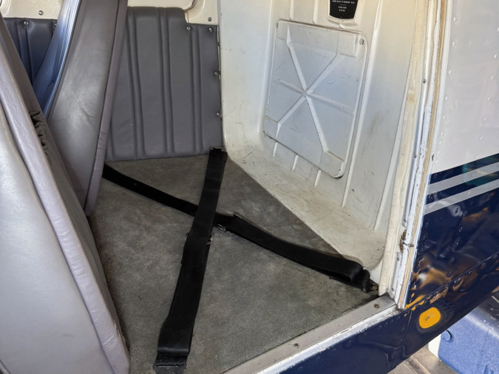 N315EB - Interior 99 N315EB - Interior 99