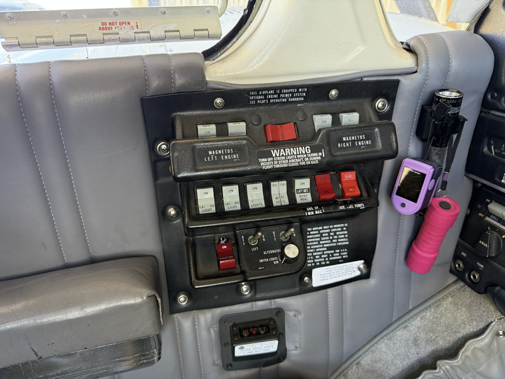 N315EB - Panel 05 N315EB - Panel 05