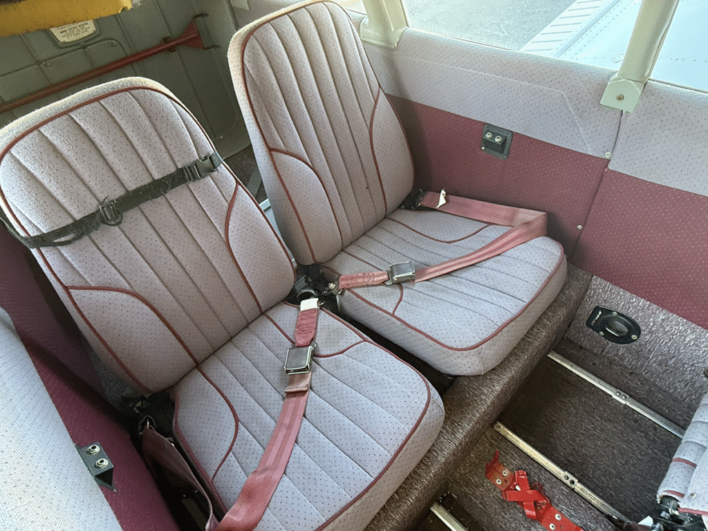 N55972 - Interior 03 N55972 - Interior 03