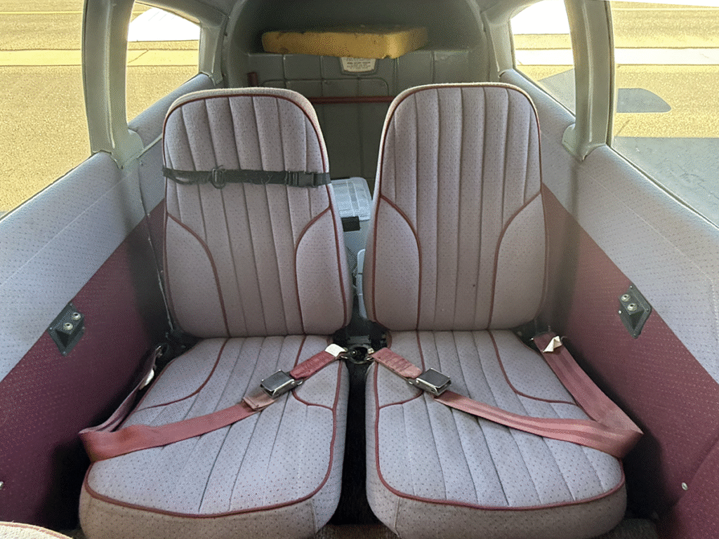 N55972 - Interior 05 N55972 - Interior 05