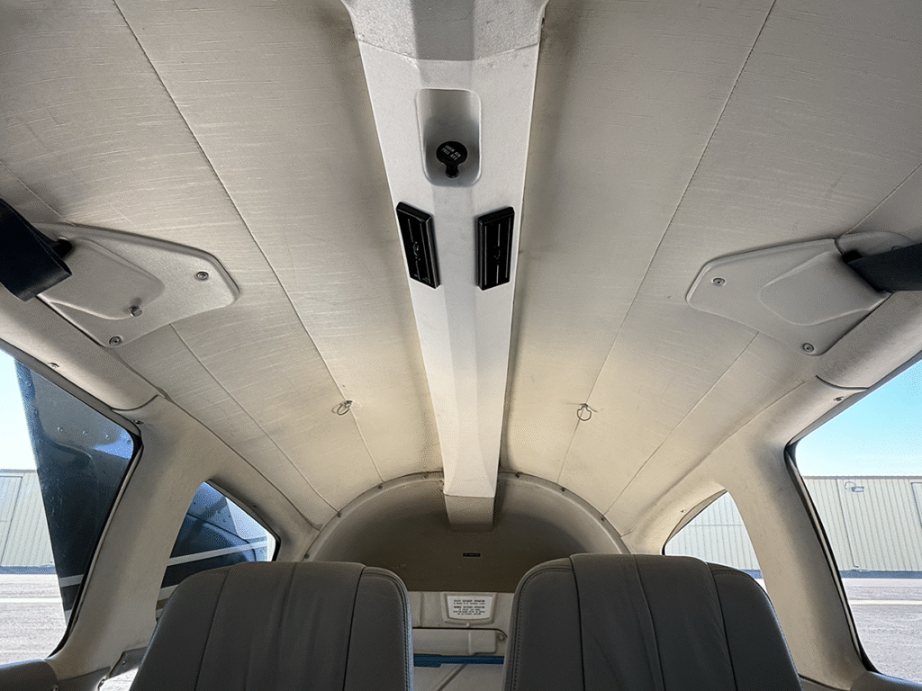 N8063C - Interior 07