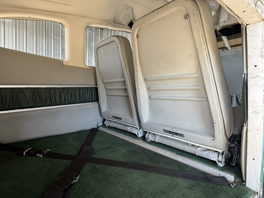 N8063C - Interior 14