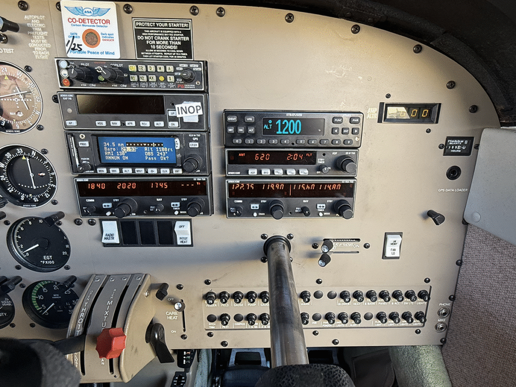 N4125V - Panel 04