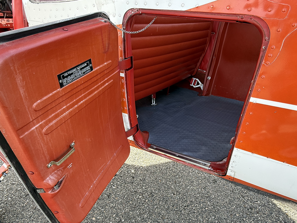 N35628 - Interior 13