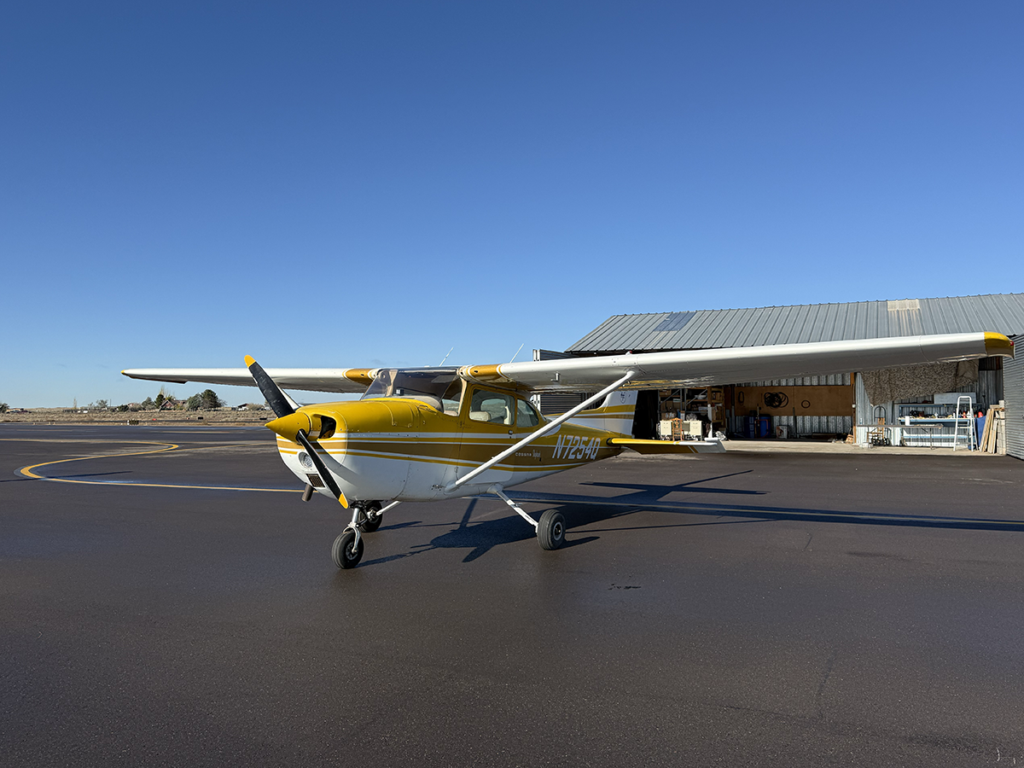 N7254Q - Exterior 02