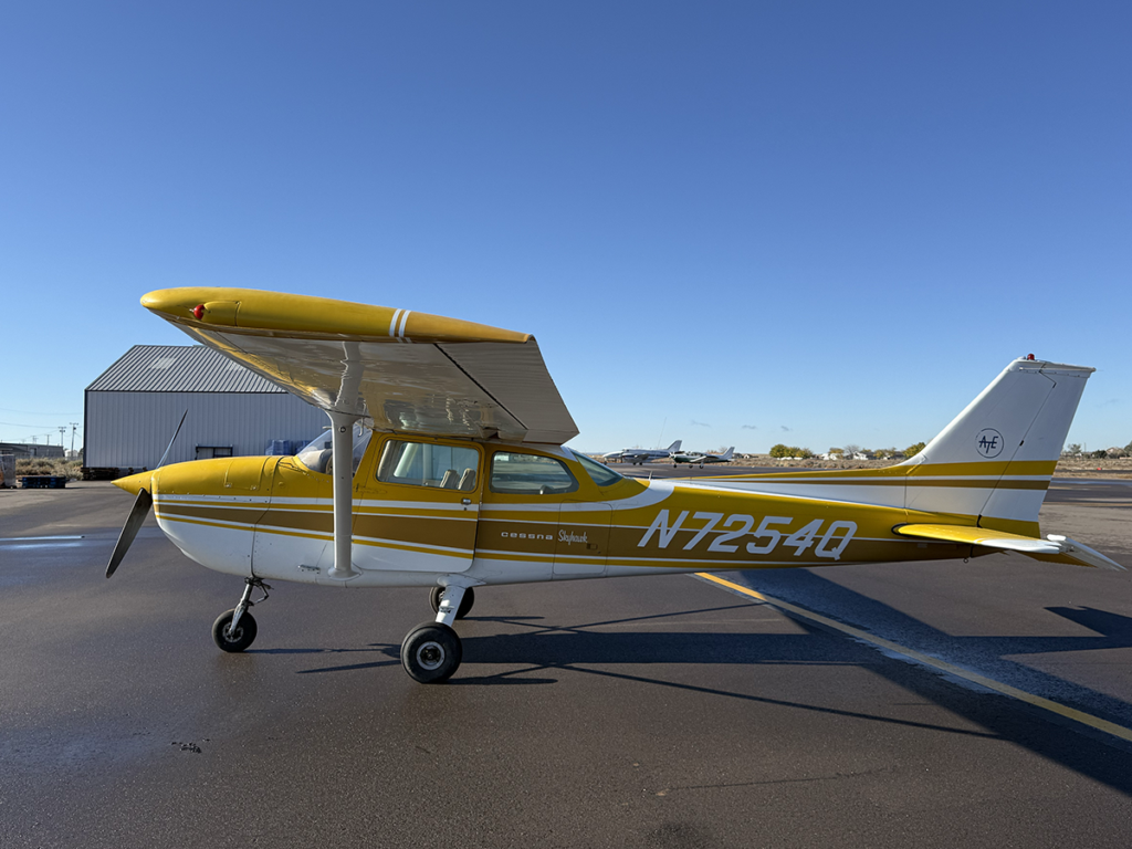 N7254Q - Exterior 05