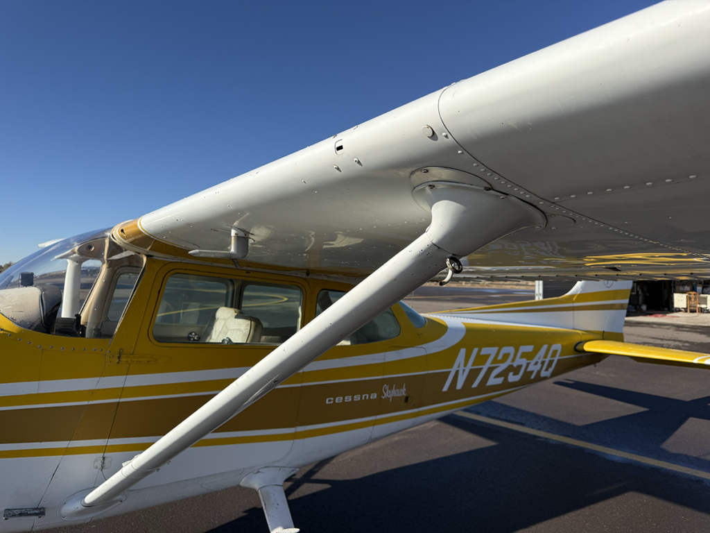 N7254Q - Exterior 32