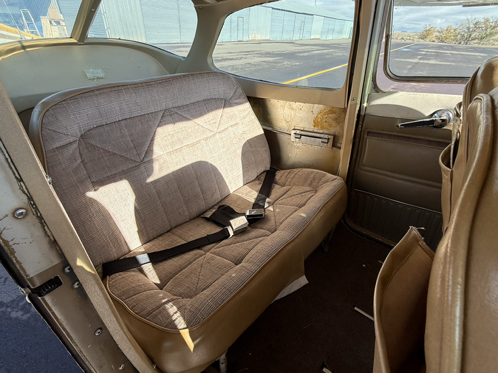 N7254Q - Interior 11