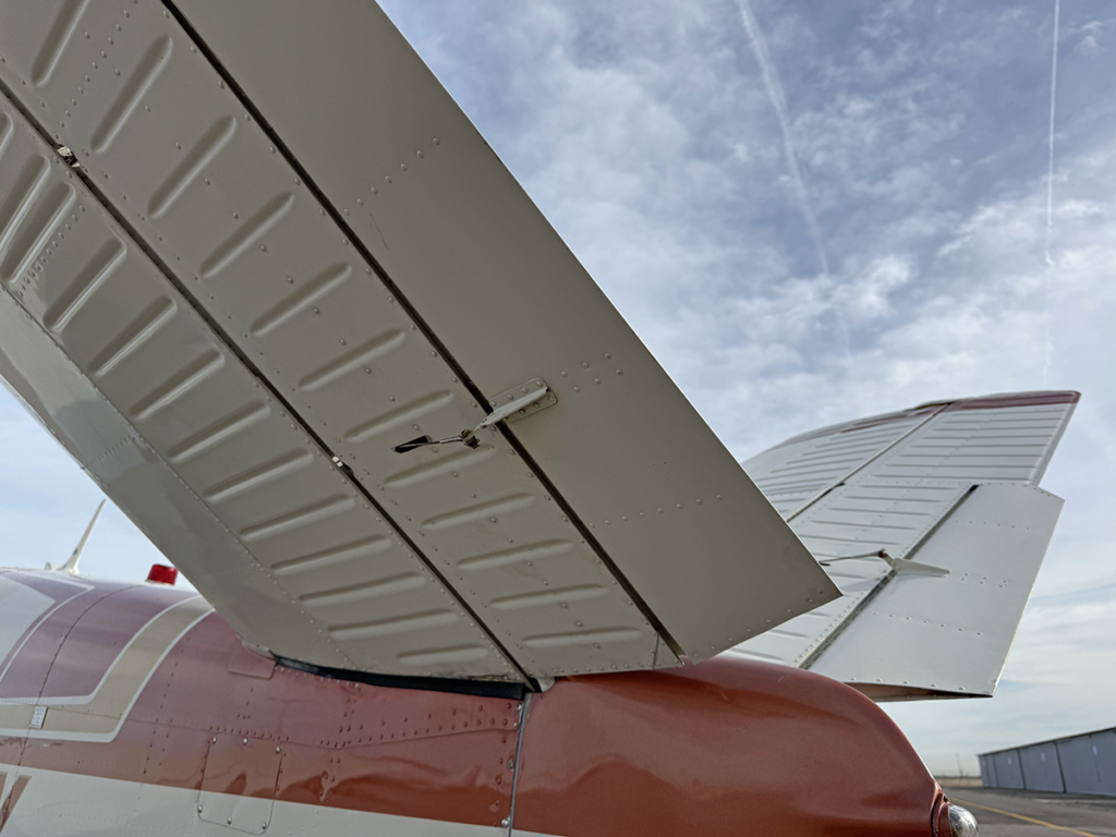 N9381Y - Exterior 52