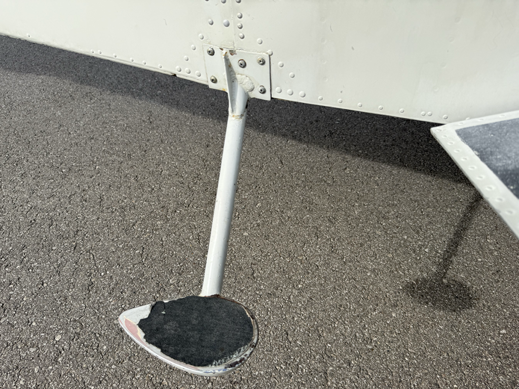 N9381Y - Exterior 65