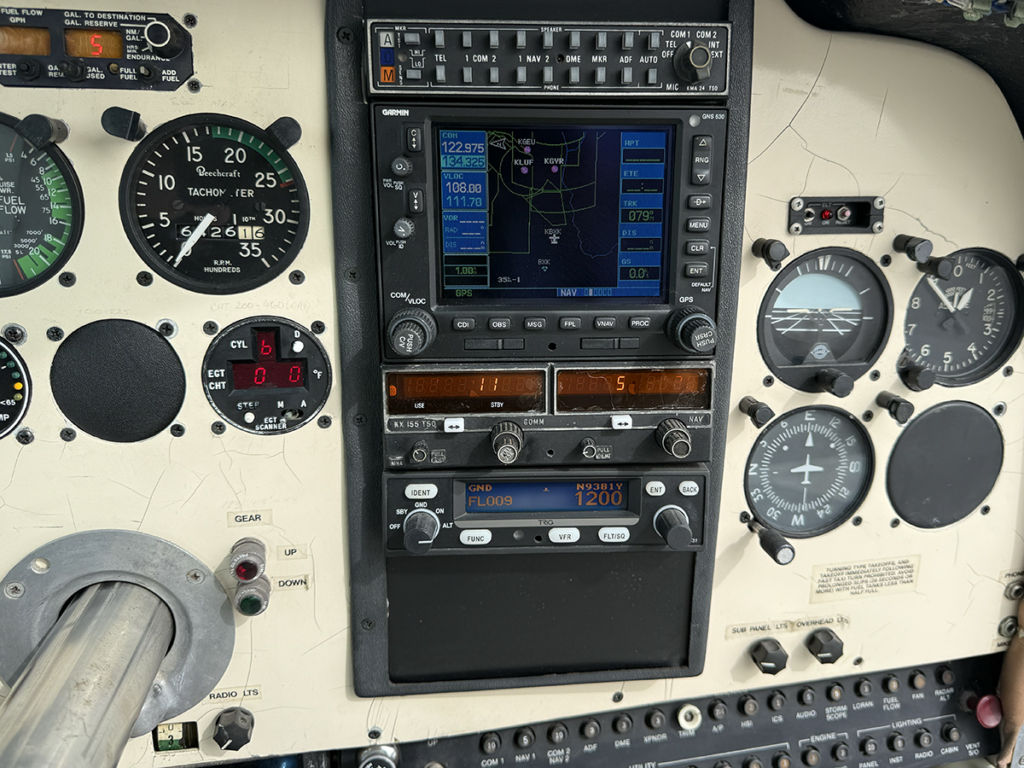 N9381Y - Panel 04