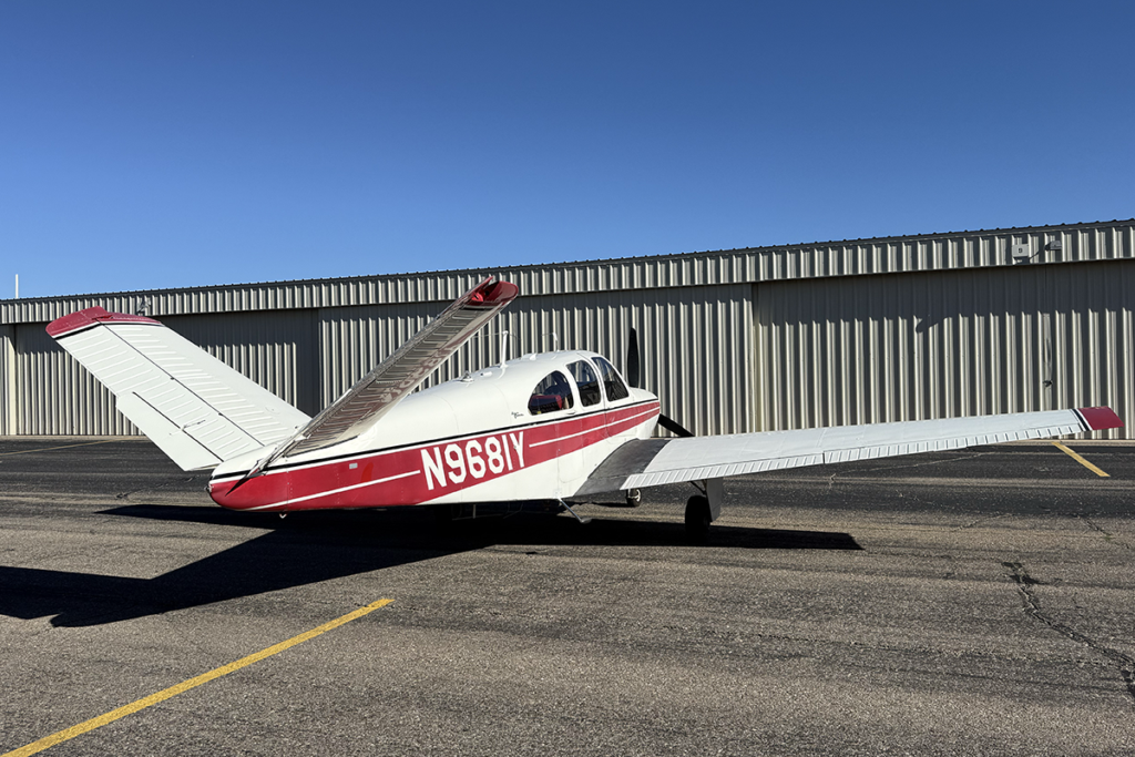 N9681Y - Exterior 09