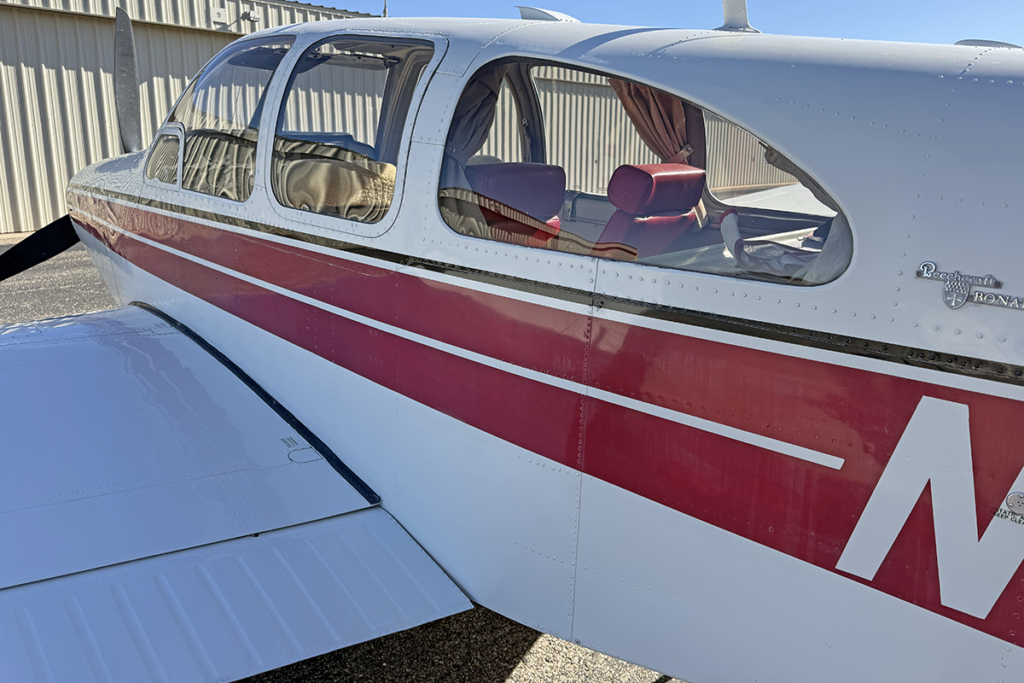 N9681Y - Exterior 40