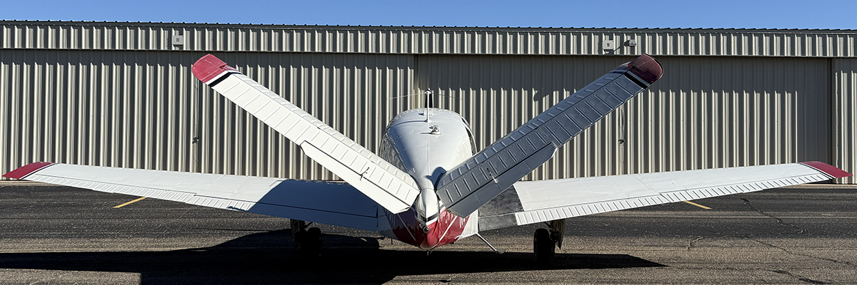 N9681Y - short wide back