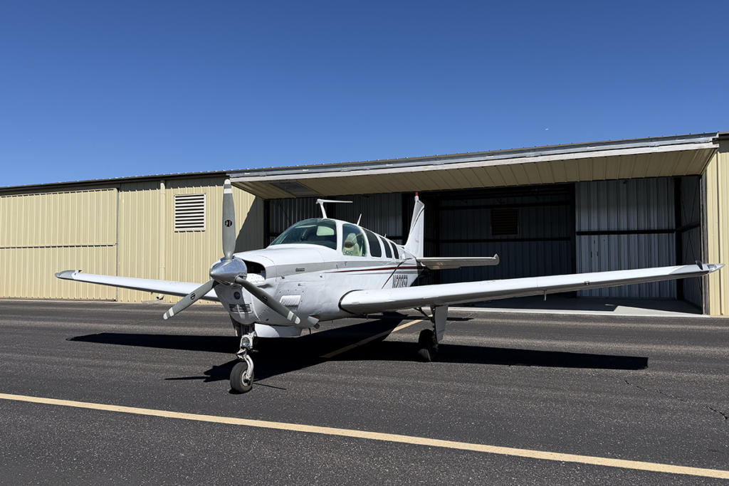 N2035R - Exterior 02