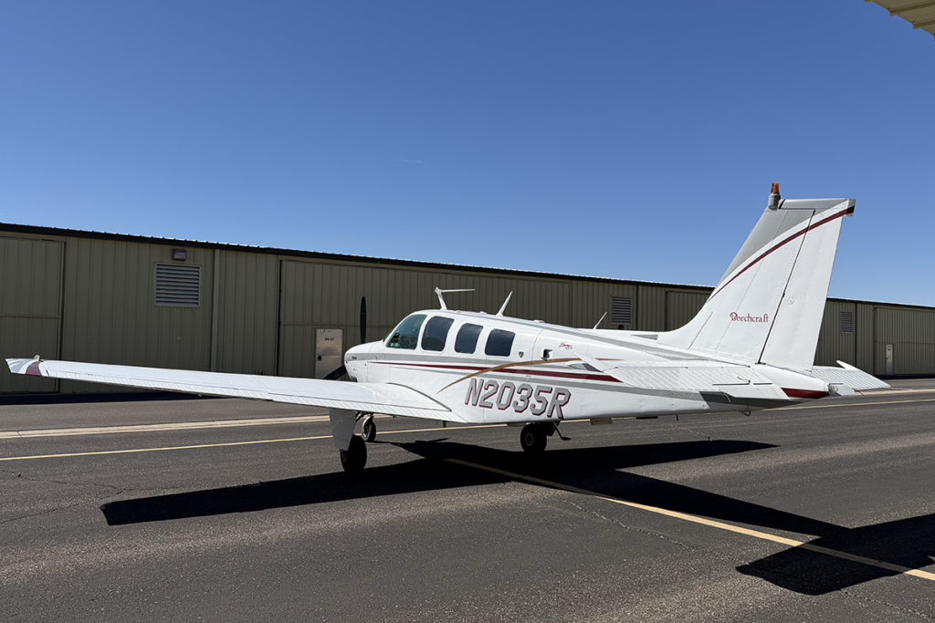 N2035R - Exterior 06