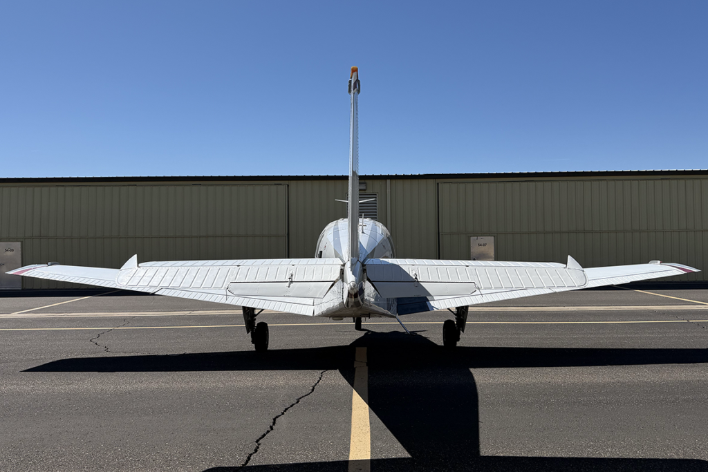 N2035R - Exterior 08