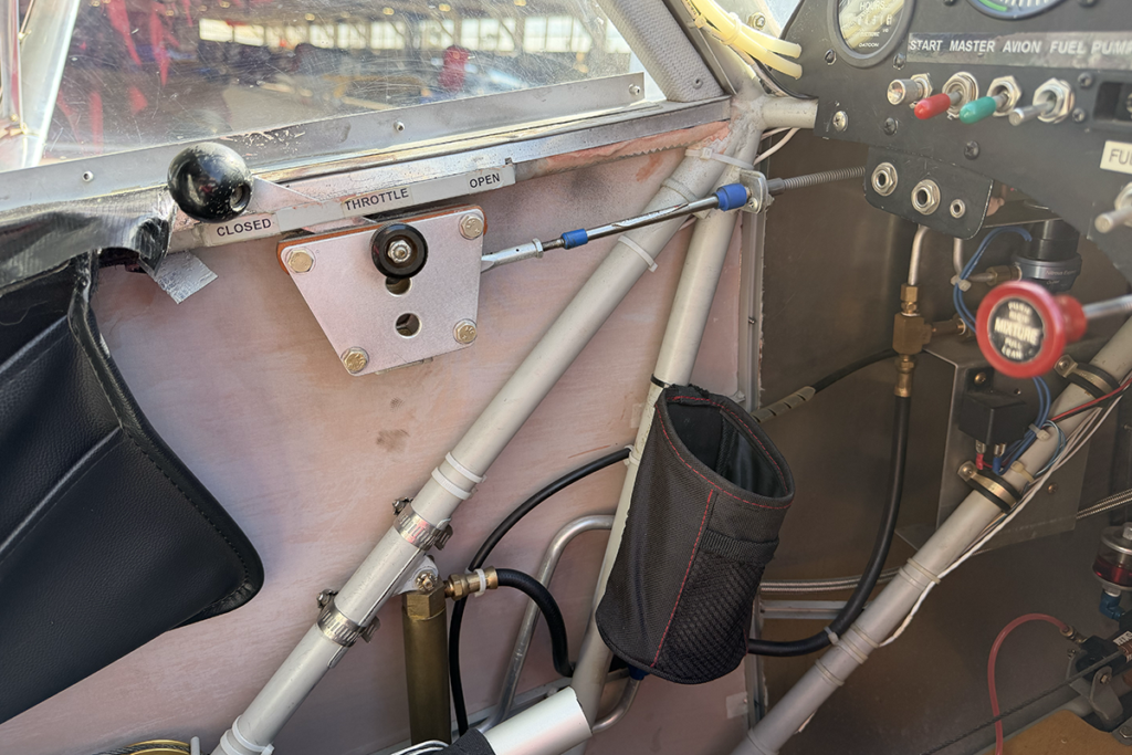 N859RK - Interior 04