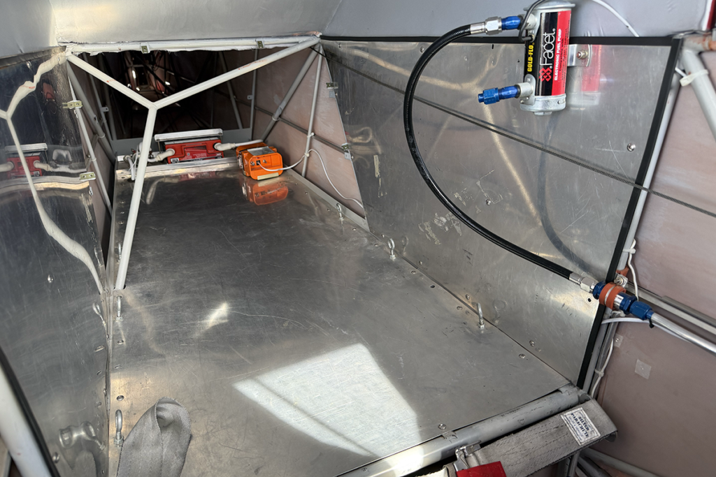 N859RK - Interior 12