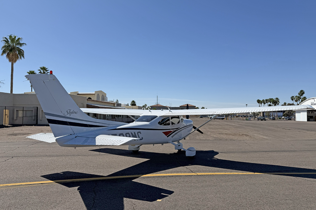 N598MC - Exterior 12