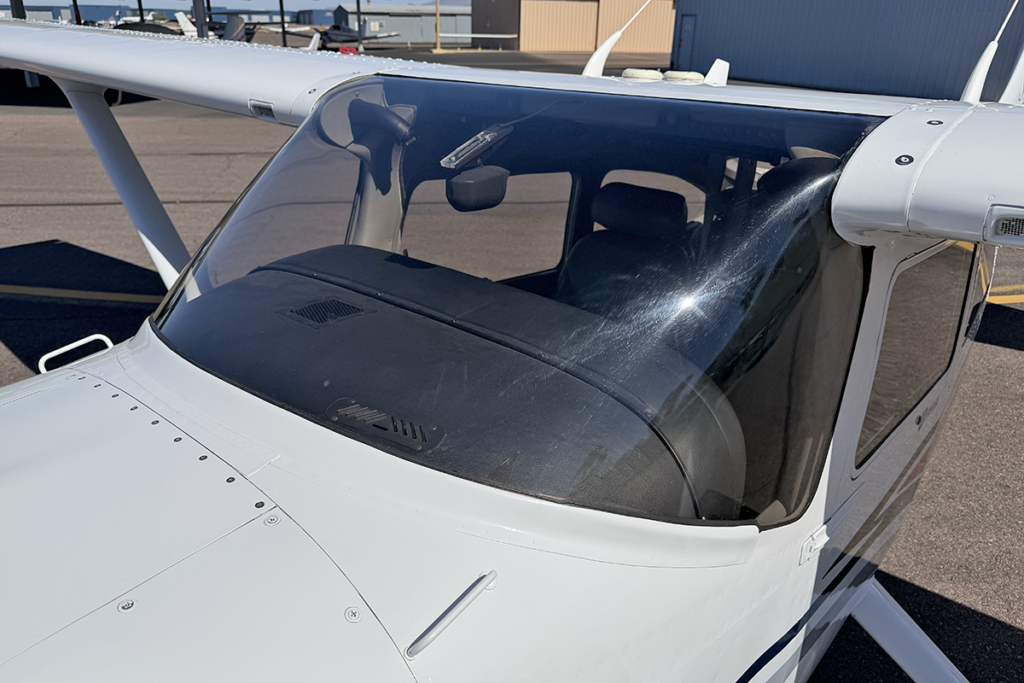 N598MC - Exterior 26