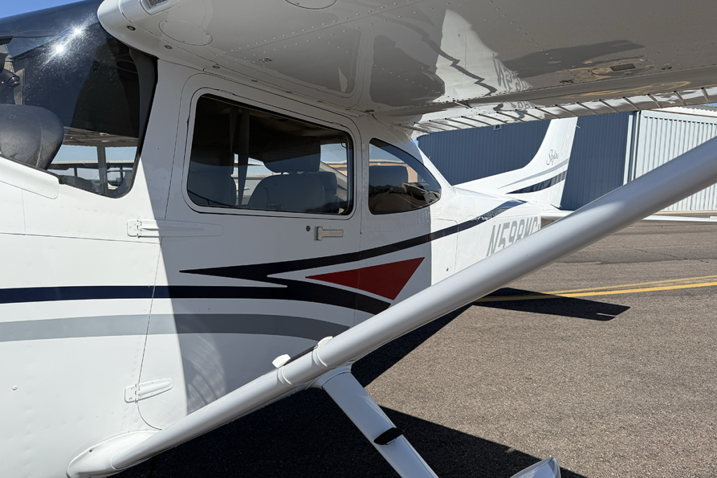 N598MC - Exterior 31
