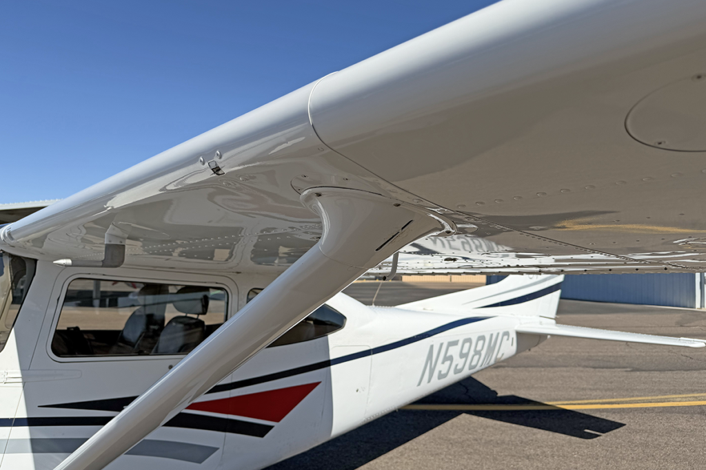 N598MC - Exterior 35