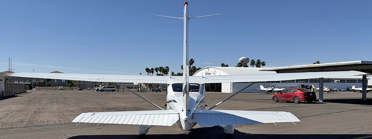 N598MC - short wide back