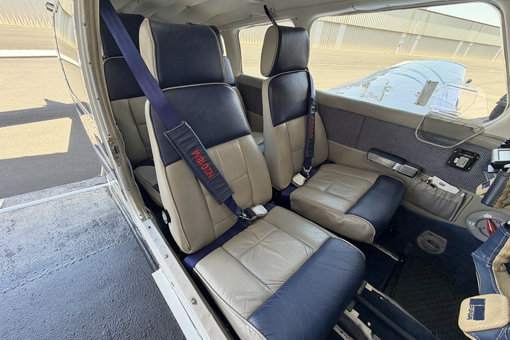 N2018M - Interior 03