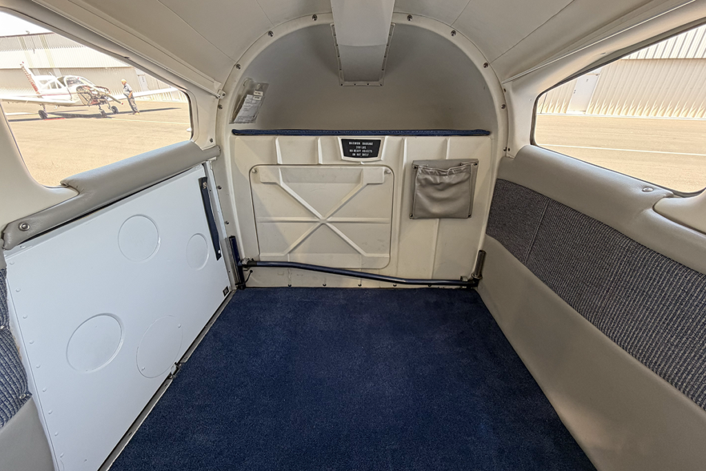 N2018M - Interior 09