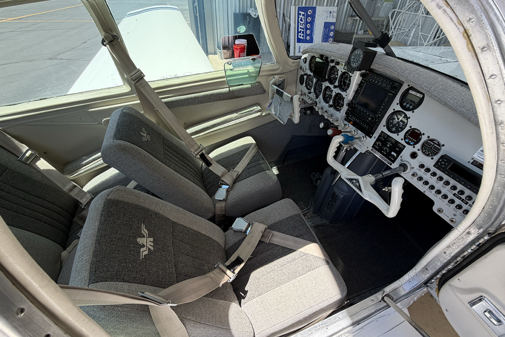 N9333M - Interior 02