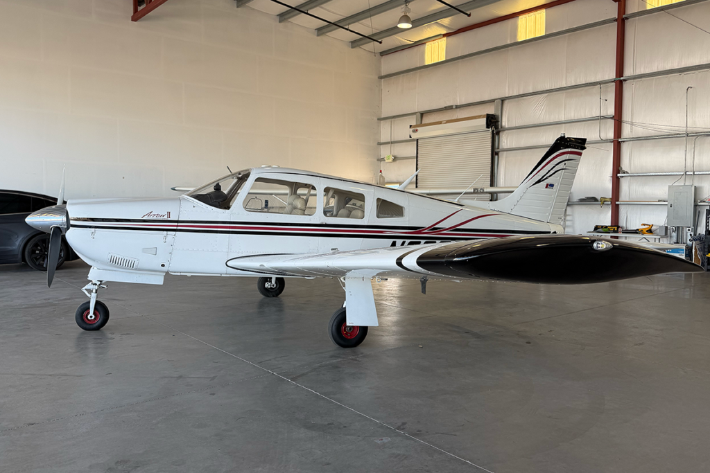 N6290J - Exterior 04