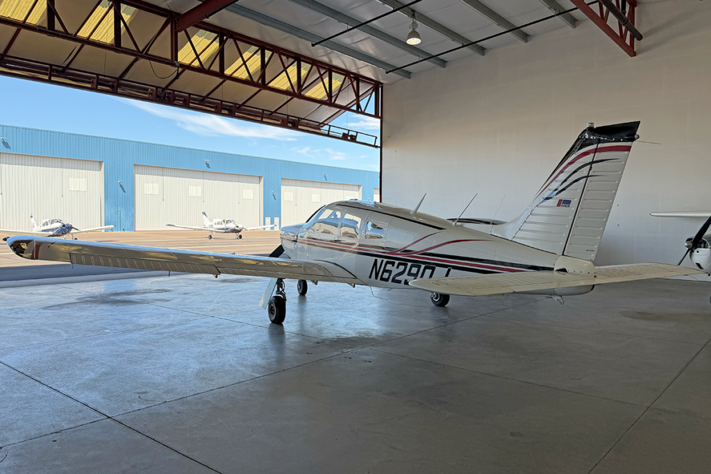N6290J - Exterior 07