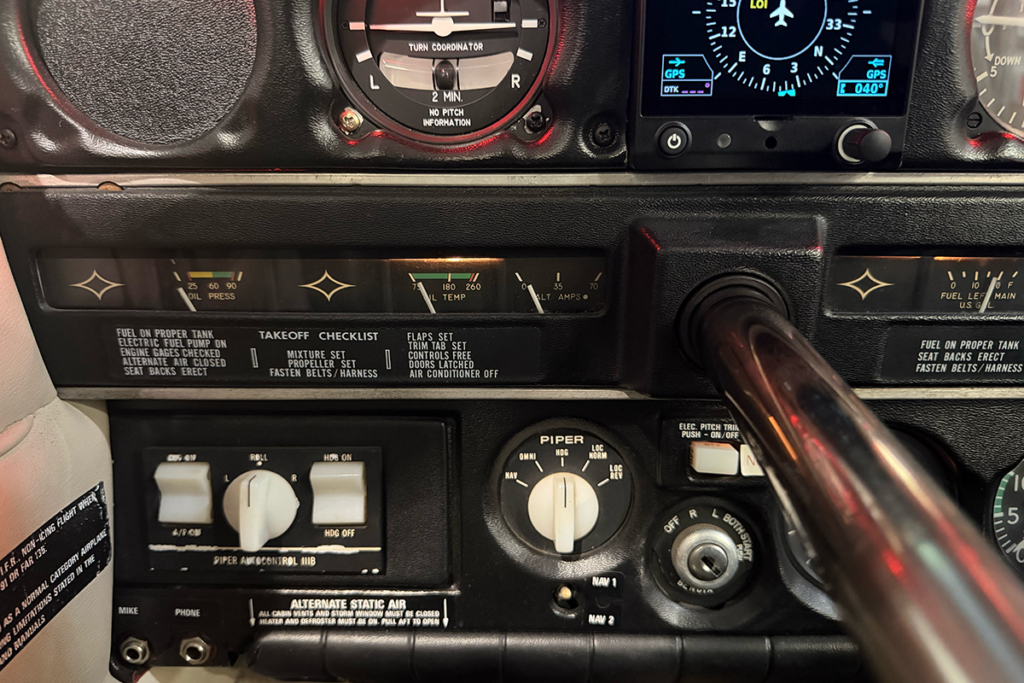 N6290J - Panel 03