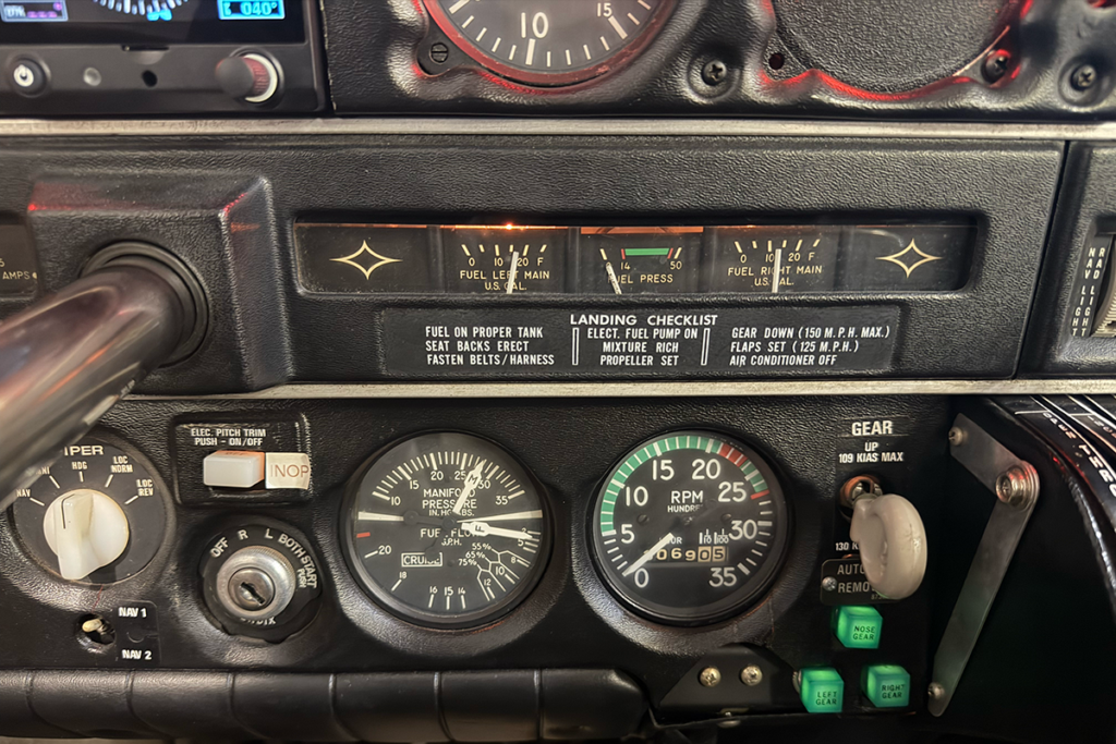 N6290J - Panel 05